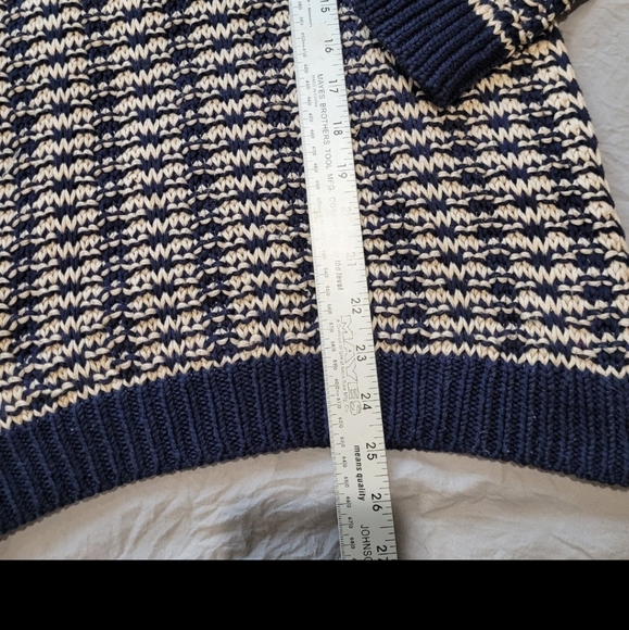 Vince Womens Size Small Oversized, Dropped Shoulder, Blue and Cream 100% cotton - Picture 4 of 8